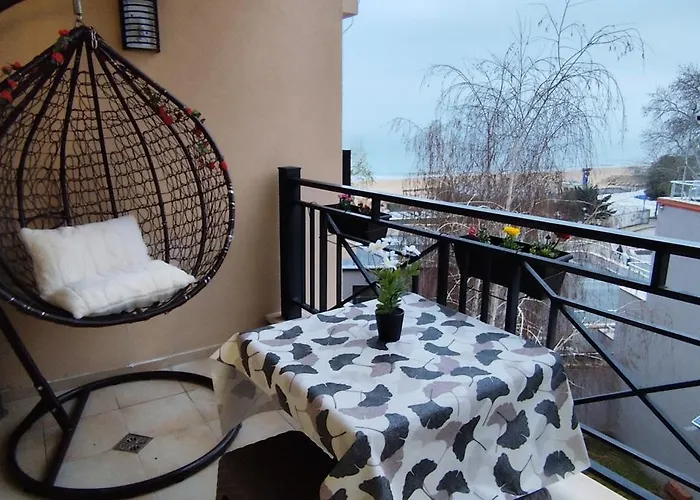 Skyline Sea View - център златни пясъци, първа линия * Aranyhomok