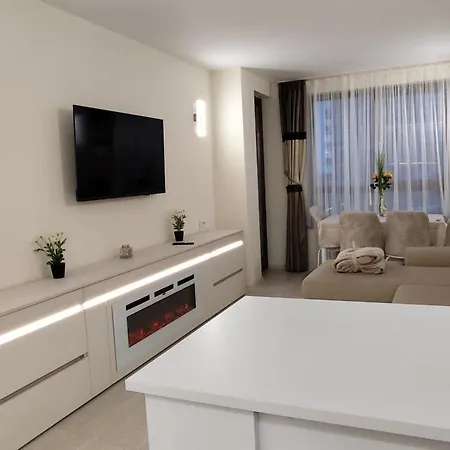 Skyline Sea View - център златни пясъци, първа линия * Złote Piaski