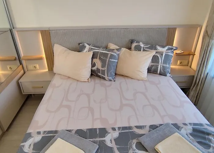 Apartament Skyline Sea View - център златни пясъци, първа линия *